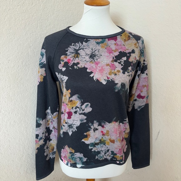 Maeve by Anthropologie blue crew neck floral Sweater Top Size S - Picture 3 of 6
